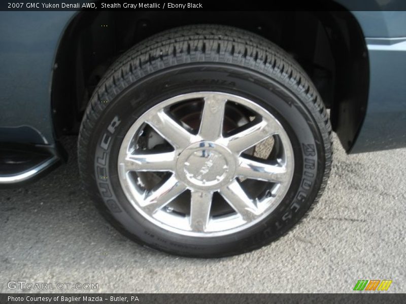  2007 Yukon Denali AWD Wheel