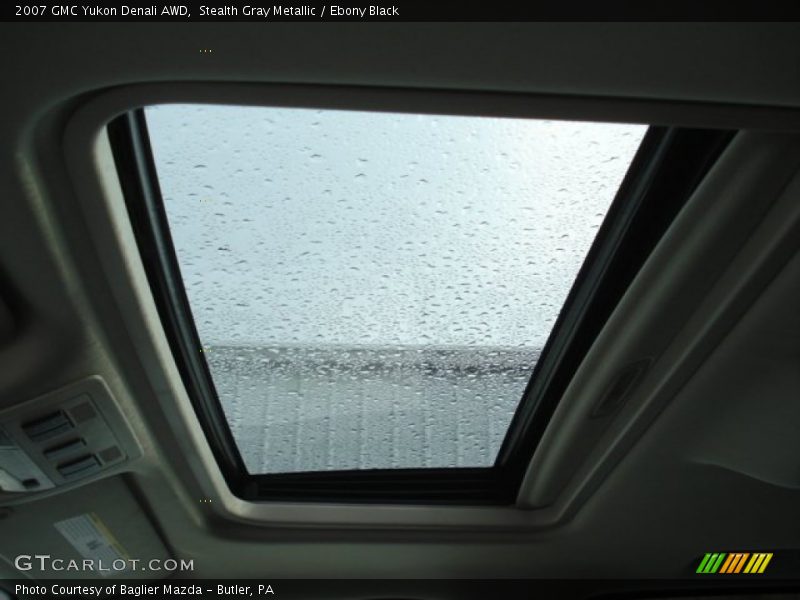Stealth Gray Metallic / Ebony Black 2007 GMC Yukon Denali AWD