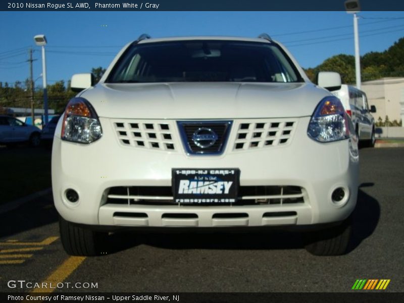 Phantom White / Gray 2010 Nissan Rogue SL AWD