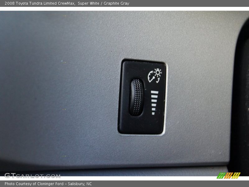 Super White / Graphite Gray 2008 Toyota Tundra Limited CrewMax
