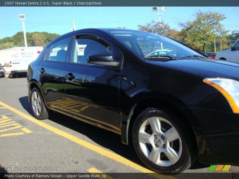 Super Black / Charcoal/Steel 2007 Nissan Sentra 2.0 S