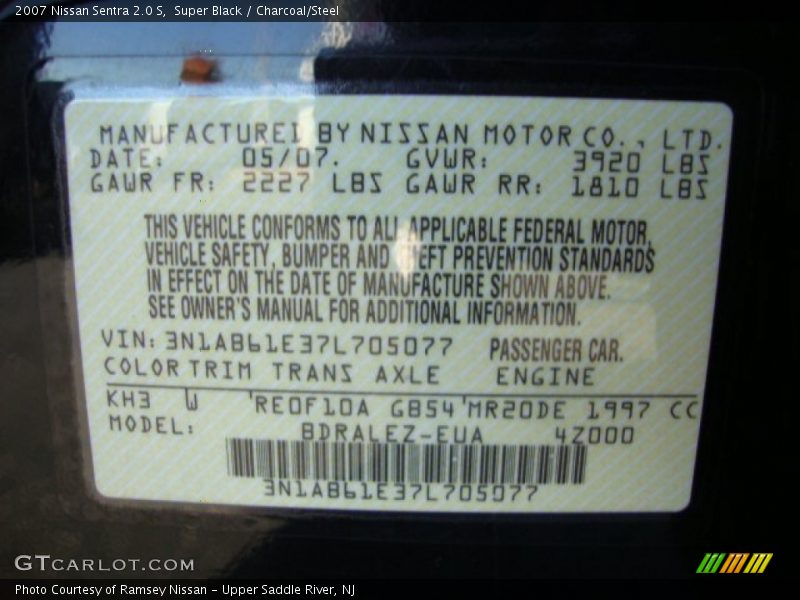 Super Black / Charcoal/Steel 2007 Nissan Sentra 2.0 S