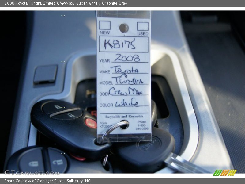 Super White / Graphite Gray 2008 Toyota Tundra Limited CrewMax