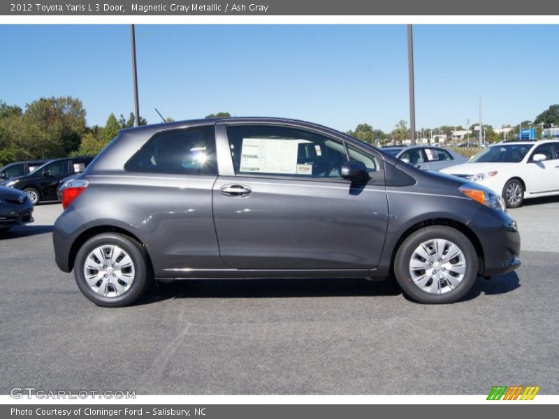 Magnetic Gray Metallic / Ash Gray 2012 Toyota Yaris L 3 Door