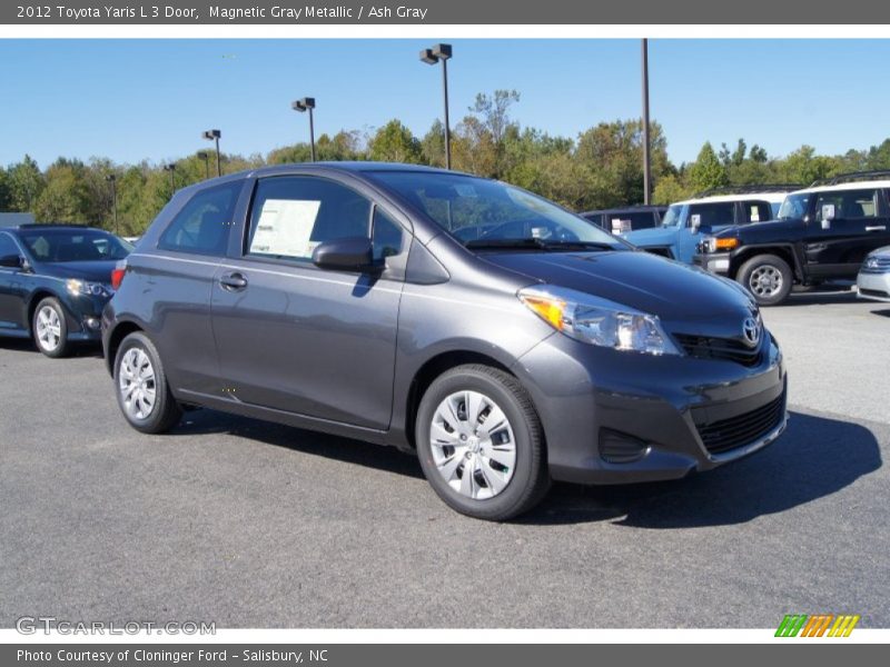 Magnetic Gray Metallic / Ash Gray 2012 Toyota Yaris L 3 Door