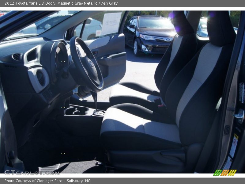Magnetic Gray Metallic / Ash Gray 2012 Toyota Yaris L 3 Door