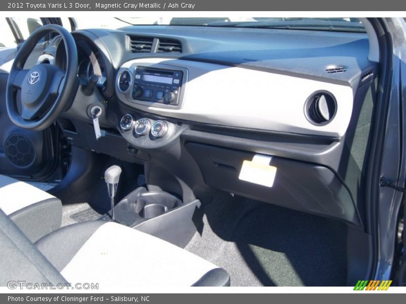 Magnetic Gray Metallic / Ash Gray 2012 Toyota Yaris L 3 Door