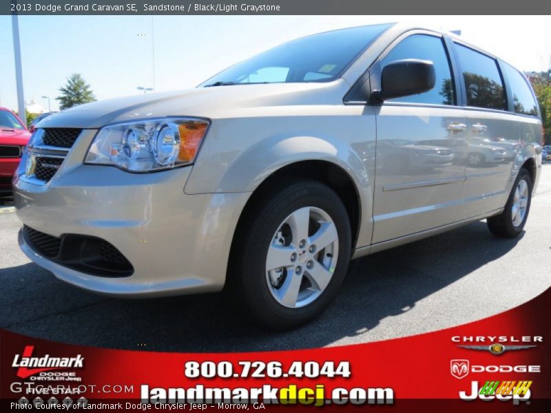 Sandstone / Black/Light Graystone 2013 Dodge Grand Caravan SE