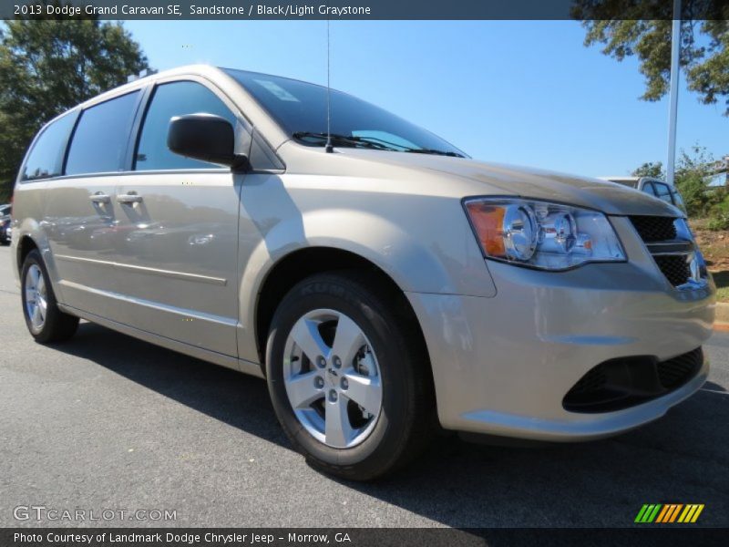 Sandstone / Black/Light Graystone 2013 Dodge Grand Caravan SE