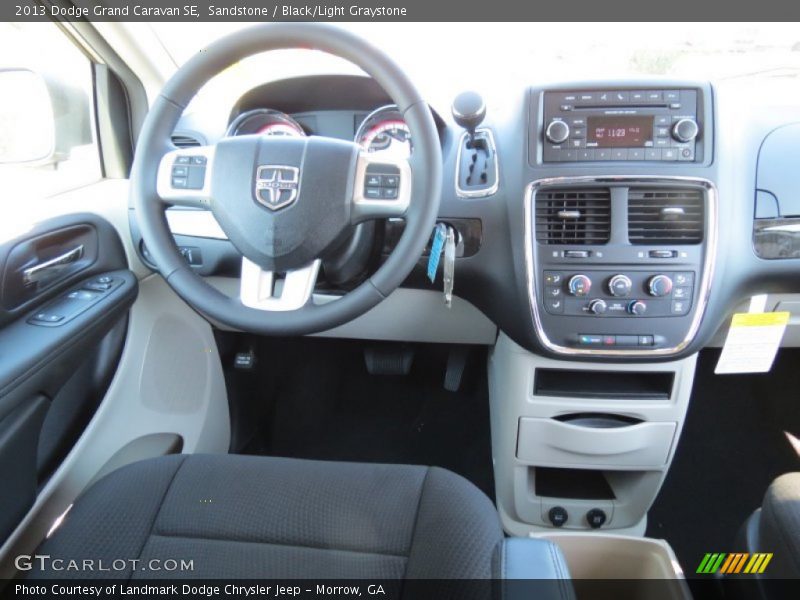 Sandstone / Black/Light Graystone 2013 Dodge Grand Caravan SE