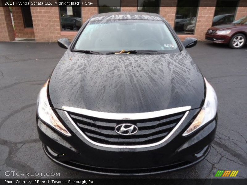 Midnight Black / Gray 2011 Hyundai Sonata GLS