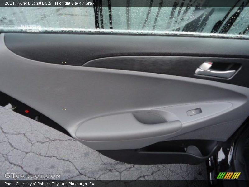Midnight Black / Gray 2011 Hyundai Sonata GLS