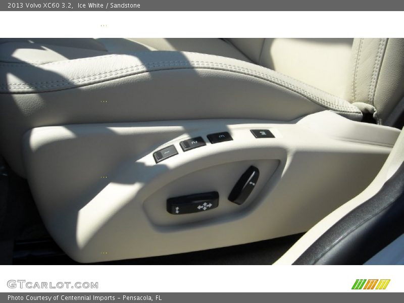 Ice White / Sandstone 2013 Volvo XC60 3.2