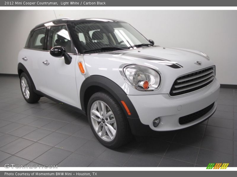 Light White / Carbon Black 2012 Mini Cooper Countryman