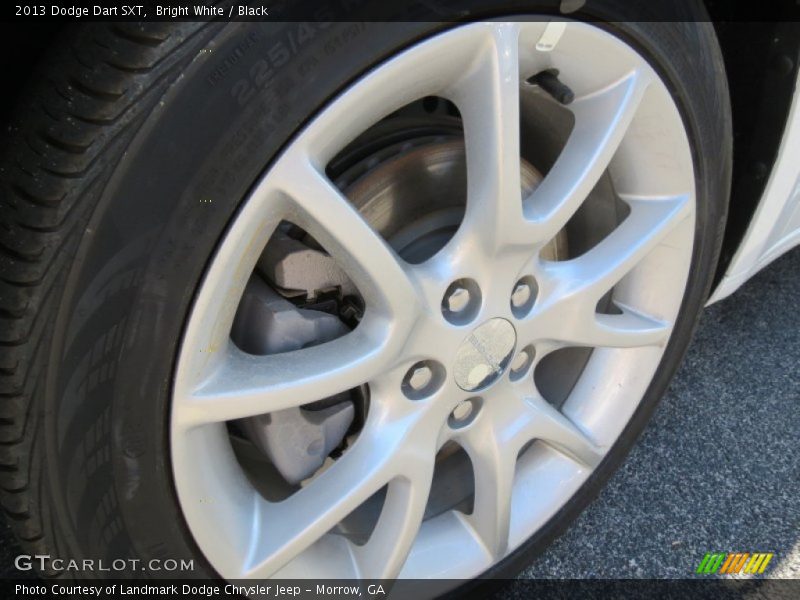 Bright White / Black 2013 Dodge Dart SXT