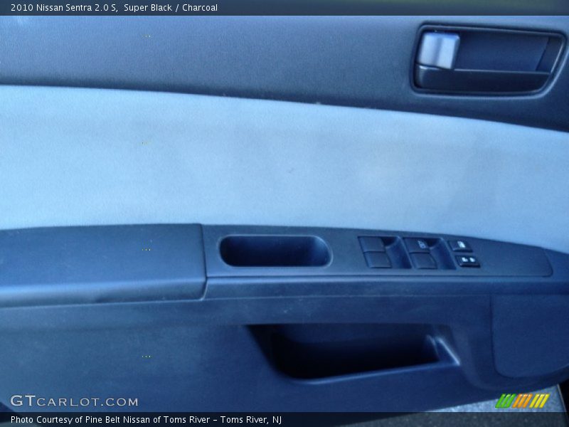 Super Black / Charcoal 2010 Nissan Sentra 2.0 S
