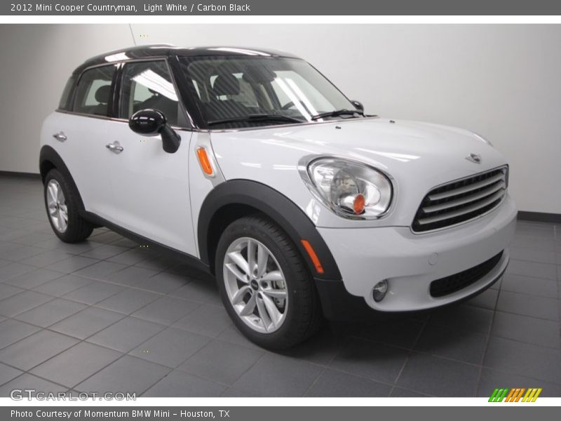Light White / Carbon Black 2012 Mini Cooper Countryman