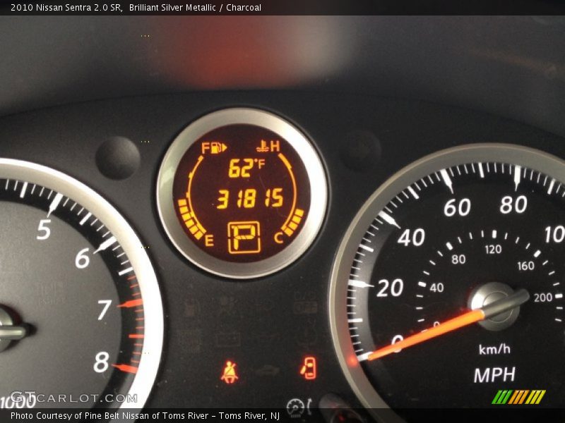 Brilliant Silver Metallic / Charcoal 2010 Nissan Sentra 2.0 SR