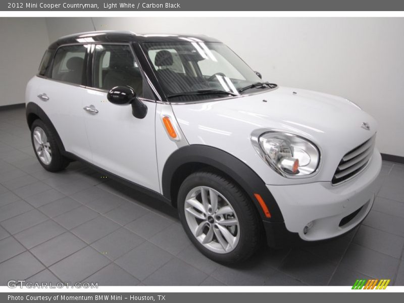 Light White / Carbon Black 2012 Mini Cooper Countryman