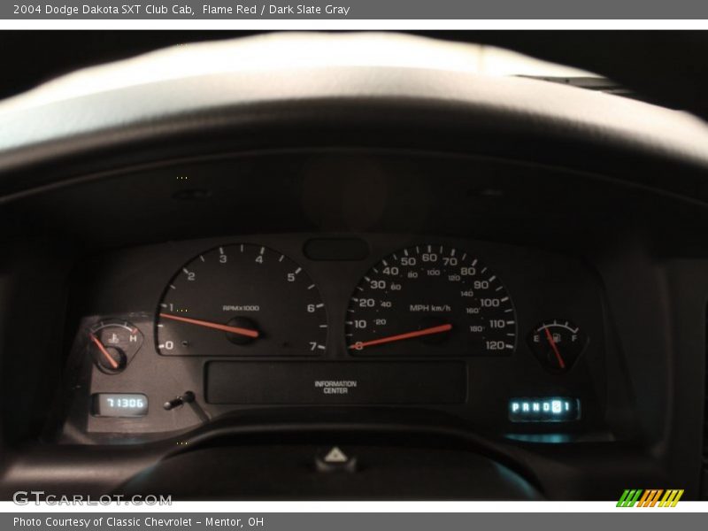 Flame Red / Dark Slate Gray 2004 Dodge Dakota SXT Club Cab