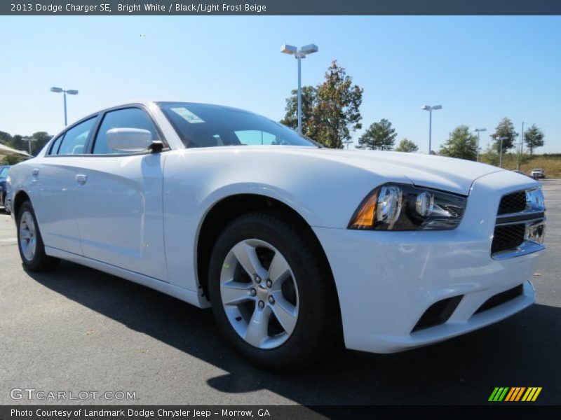 Bright White / Black/Light Frost Beige 2013 Dodge Charger SE