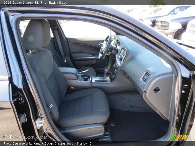 Pitch Black / Black 2013 Dodge Charger SE