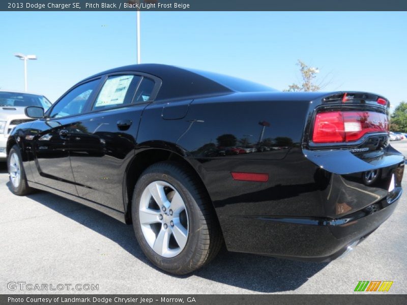 Pitch Black / Black/Light Frost Beige 2013 Dodge Charger SE