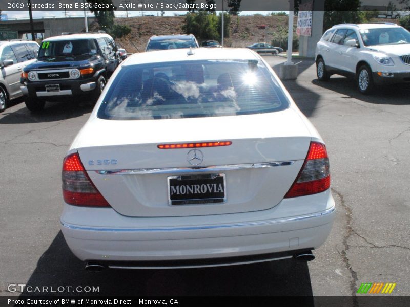 Arctic White / Black/Sahara Beige 2009 Mercedes-Benz E 350 Sedan