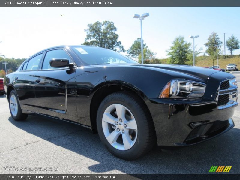 Pitch Black / Black/Light Frost Beige 2013 Dodge Charger SE