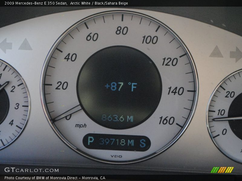 Arctic White / Black/Sahara Beige 2009 Mercedes-Benz E 350 Sedan