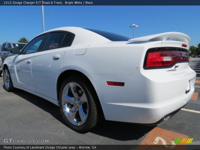 Bright White / Black 2013 Dodge Charger R/T Road & Track