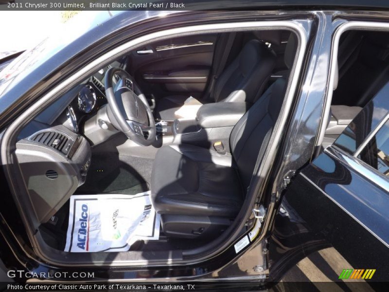 Brilliant Black Crystal Pearl / Black 2011 Chrysler 300 Limited