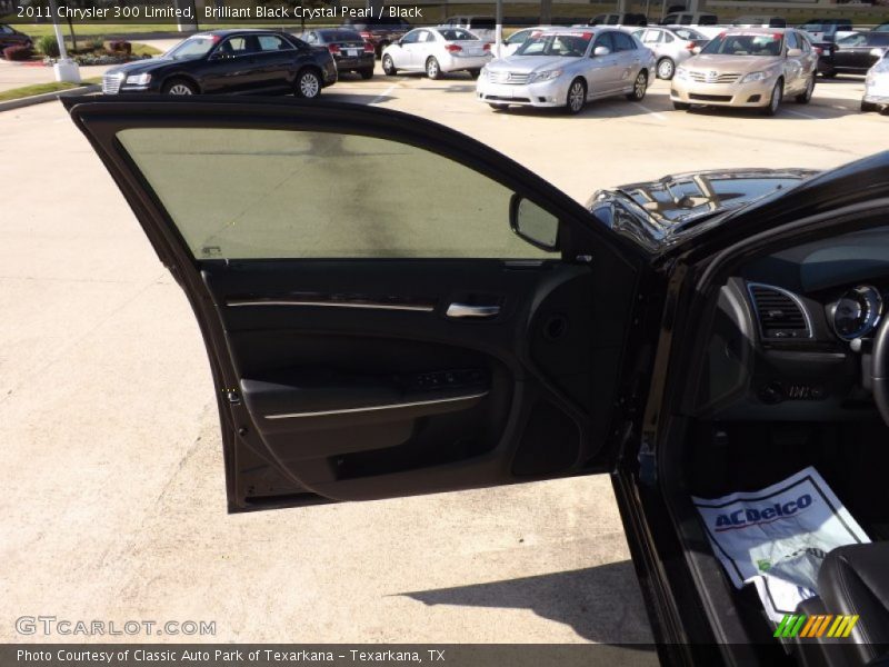 Brilliant Black Crystal Pearl / Black 2011 Chrysler 300 Limited