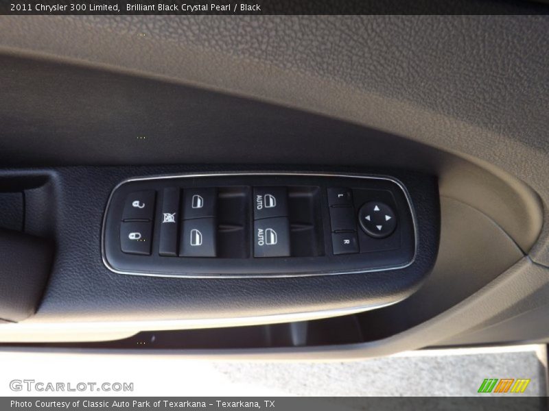 Brilliant Black Crystal Pearl / Black 2011 Chrysler 300 Limited