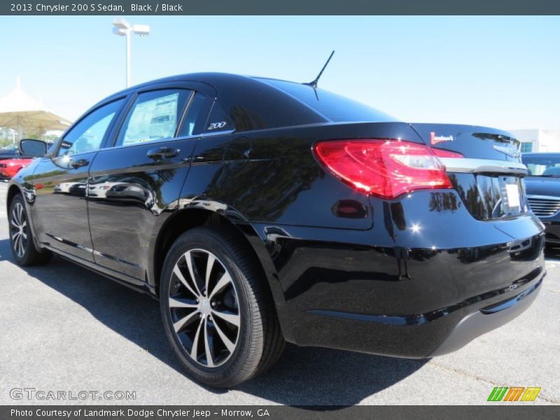 Black / Black 2013 Chrysler 200 S Sedan