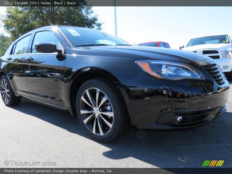 Black / Black 2013 Chrysler 200 S Sedan