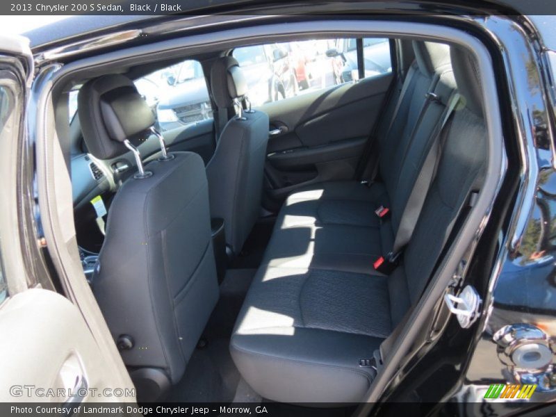 Black / Black 2013 Chrysler 200 S Sedan