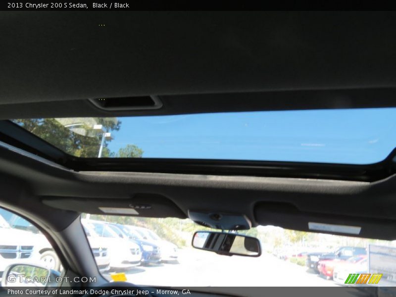Black / Black 2013 Chrysler 200 S Sedan
