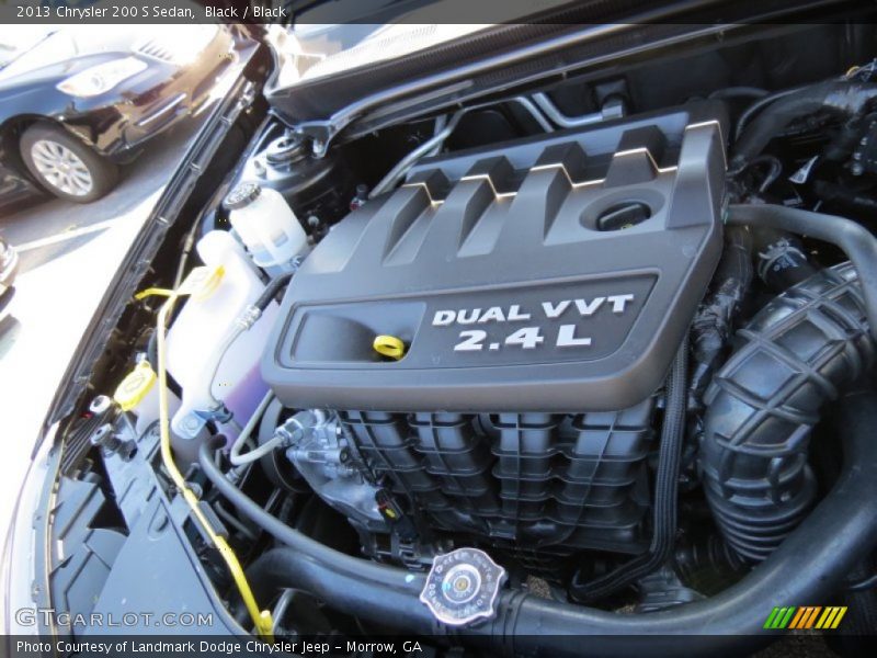 Black / Black 2013 Chrysler 200 S Sedan