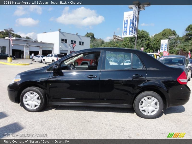 Super Black / Charcoal 2011 Nissan Versa 1.8 S Sedan