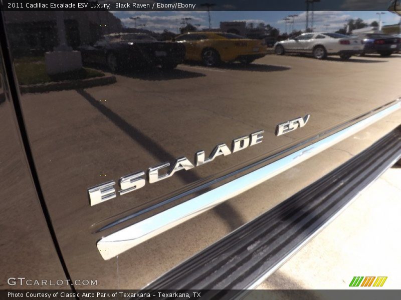 Black Raven / Ebony/Ebony 2011 Cadillac Escalade ESV Luxury