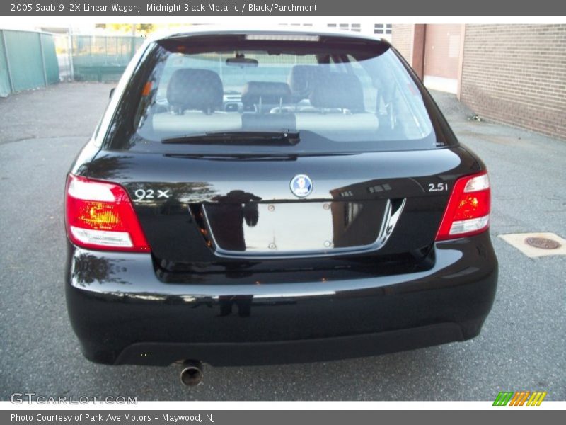 Midnight Black Metallic / Black/Parchment 2005 Saab 9-2X Linear Wagon