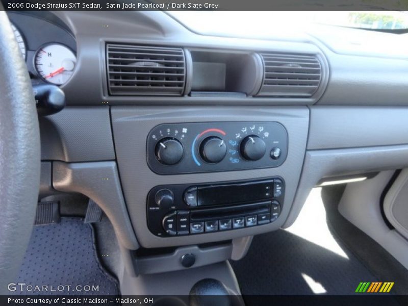 Satin Jade Pearlcoat / Dark Slate Grey 2006 Dodge Stratus SXT Sedan