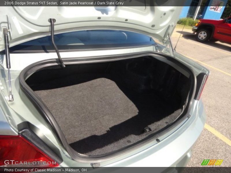 Satin Jade Pearlcoat / Dark Slate Grey 2006 Dodge Stratus SXT Sedan