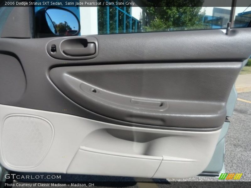 Satin Jade Pearlcoat / Dark Slate Grey 2006 Dodge Stratus SXT Sedan