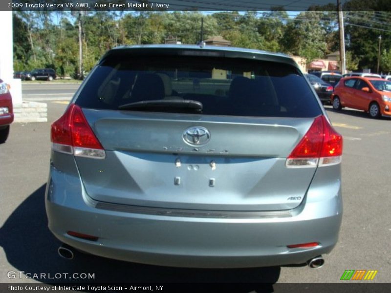 Aloe Green Metallic / Ivory 2009 Toyota Venza V6 AWD