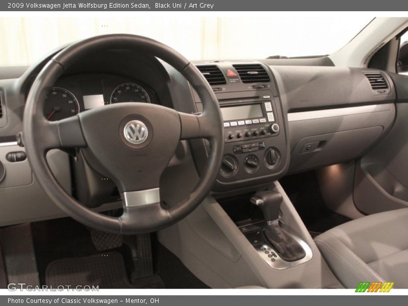 Black Uni / Art Grey 2009 Volkswagen Jetta Wolfsburg Edition Sedan
