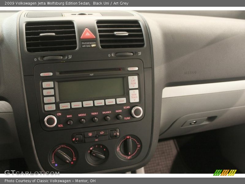 Black Uni / Art Grey 2009 Volkswagen Jetta Wolfsburg Edition Sedan