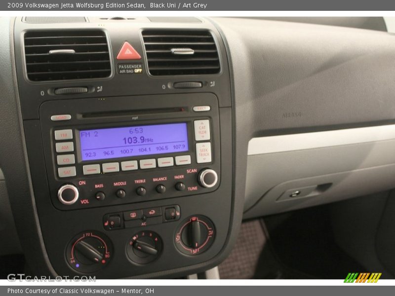 Black Uni / Art Grey 2009 Volkswagen Jetta Wolfsburg Edition Sedan