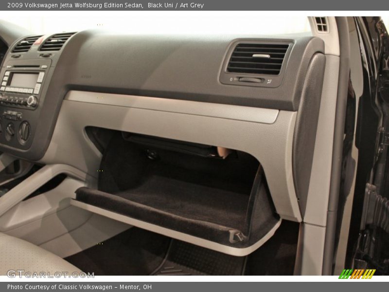Black Uni / Art Grey 2009 Volkswagen Jetta Wolfsburg Edition Sedan